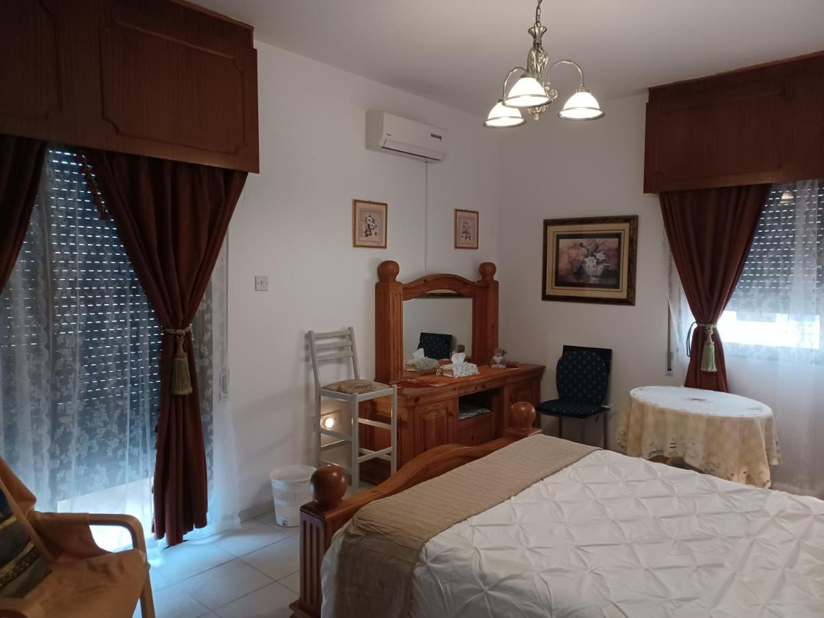 Shared Top 1St Floor Villa ليماسول المظهر الخارجي الصورة